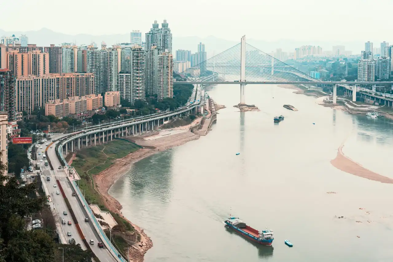 视频会议终端与全向麦选型指南:海南企业远程协作硬件搭配方案